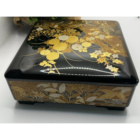 Japanese Lacquerware Decorative Box With Floral Design 7.5" L x 7.5" W x 3" H - Picture 3 of 12